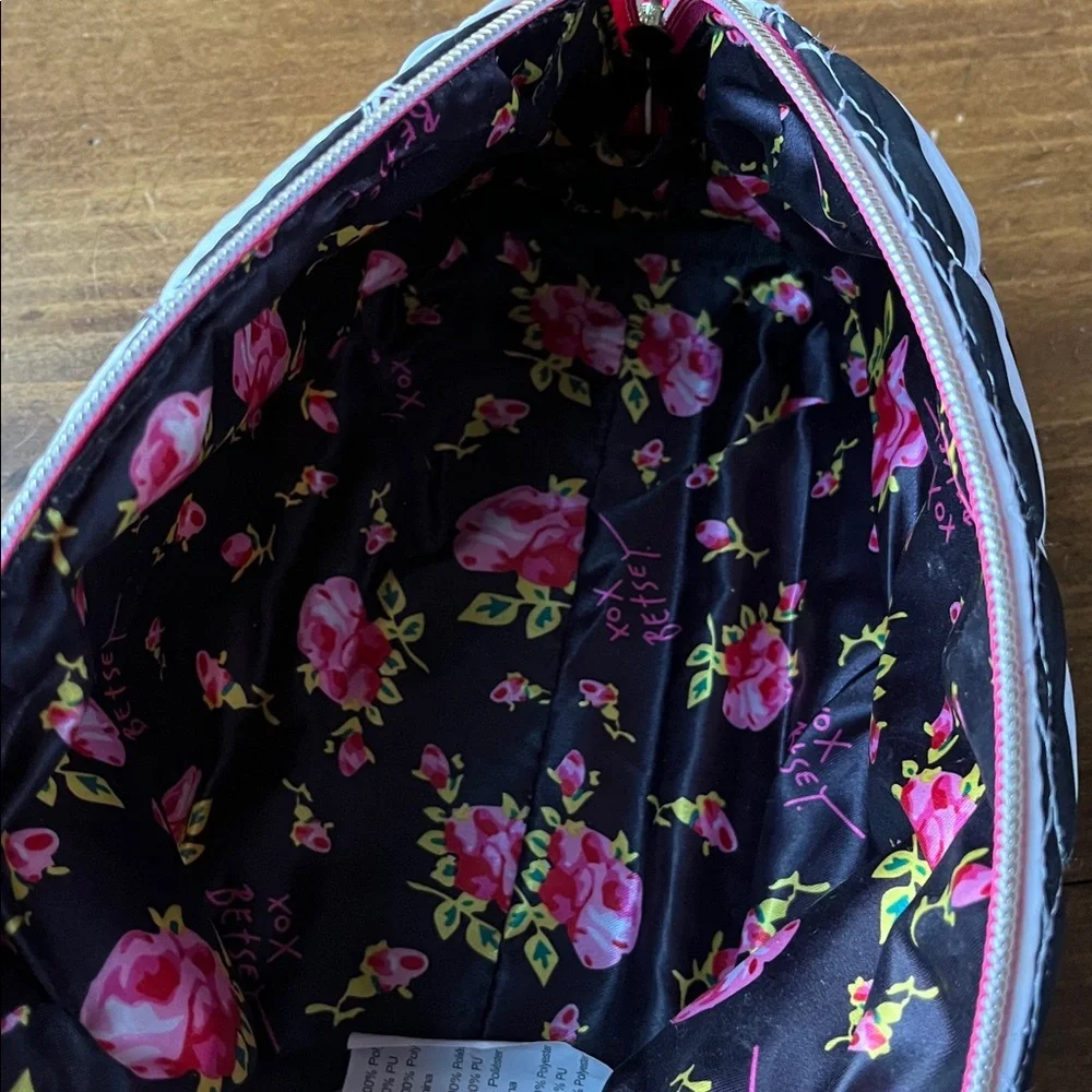 Betsey Johnson good heart
